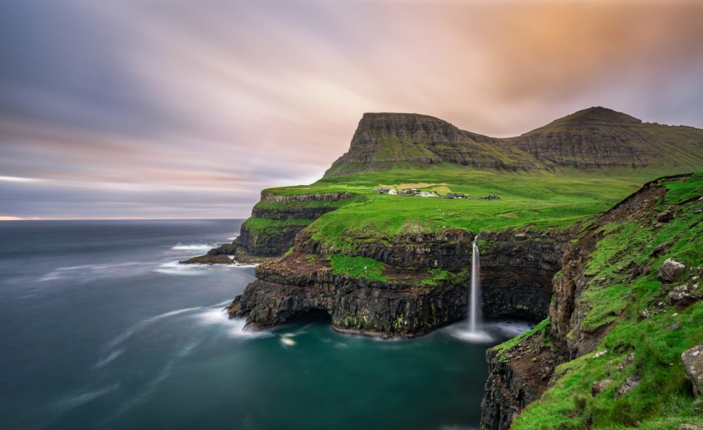 Cliffs-Faroe-Islands-Timeline-PolyglotClub.jpg