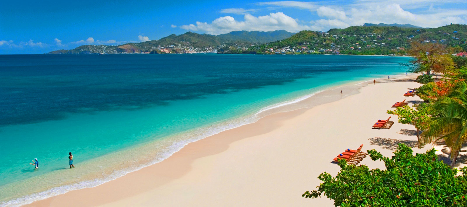 Beach-Grenada-Timeline-PolyglotClub.jpg