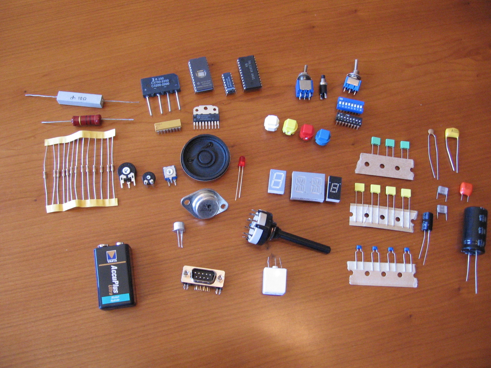 ElectronicComponentes.jpg