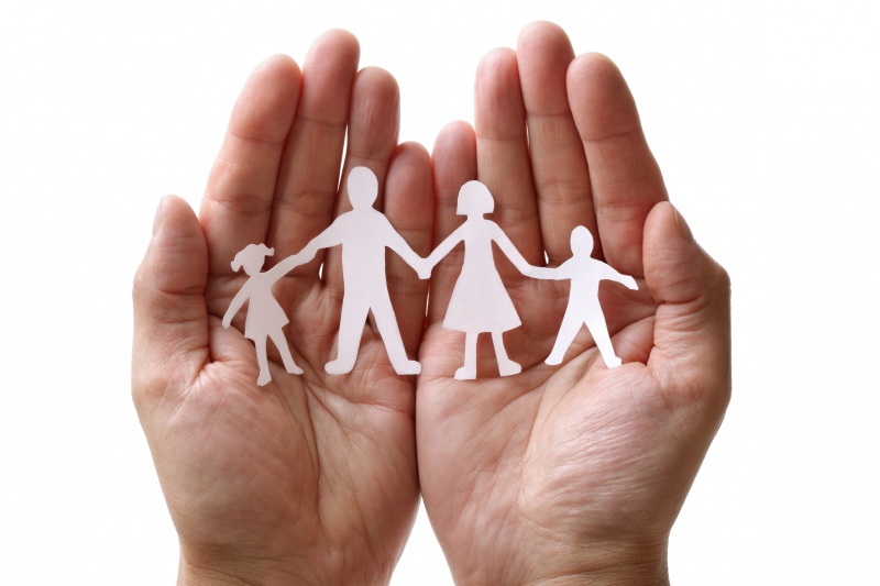 File:FamilleProtégée-dansMians19.10.13.jpg